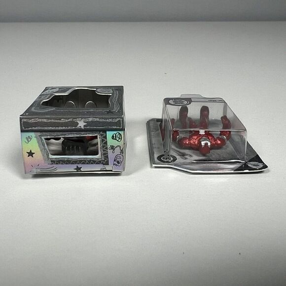 Zuru Mini Brands Iron Man & Forky Disney 100th Anniversary - MINIATURES - Picture 6 of 6